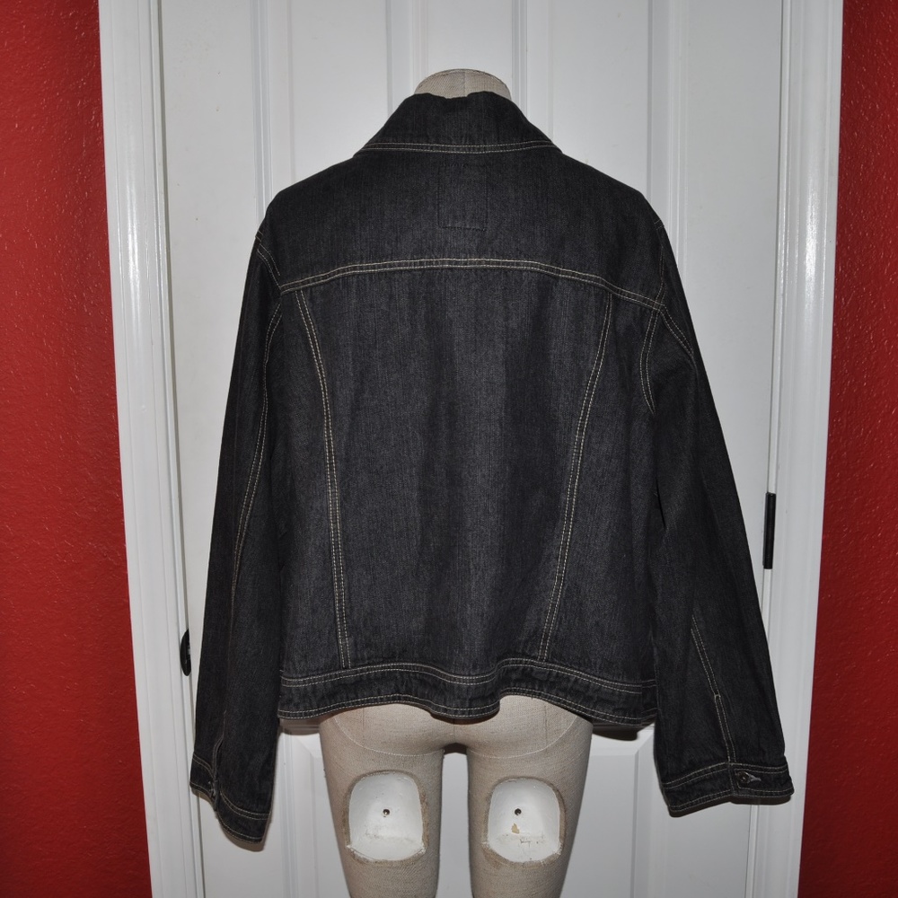 AVENUE Rigid Denim Black Trucker Jean Jacket [C6] - Picture 3 of 6